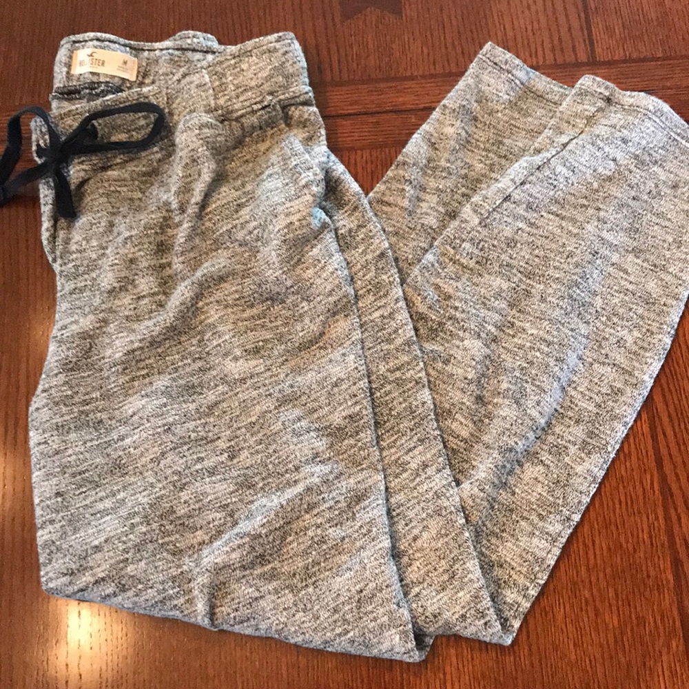 Hollister joggers NEVER WORN